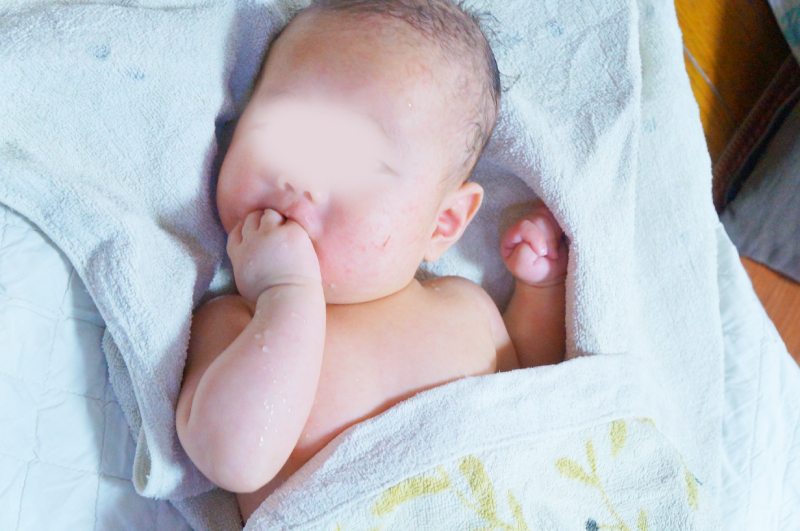 0歳3ヵ月2日　お風呂上り