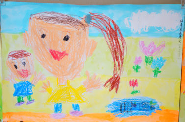 幼稚園、衣替えと遠足の絵