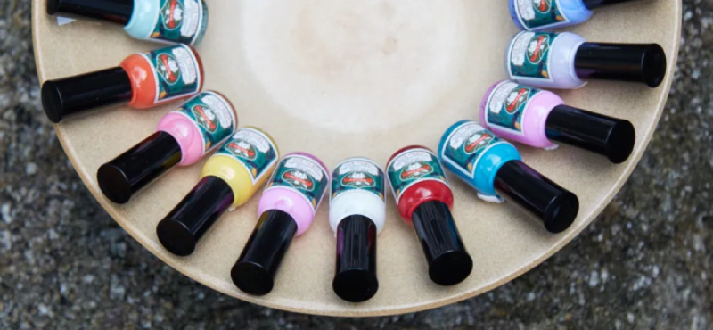 子どもから高齢者の方まで爪に優しいネイル 「胡粉」を配合、MADE IN JAPANの胡粉ネイル